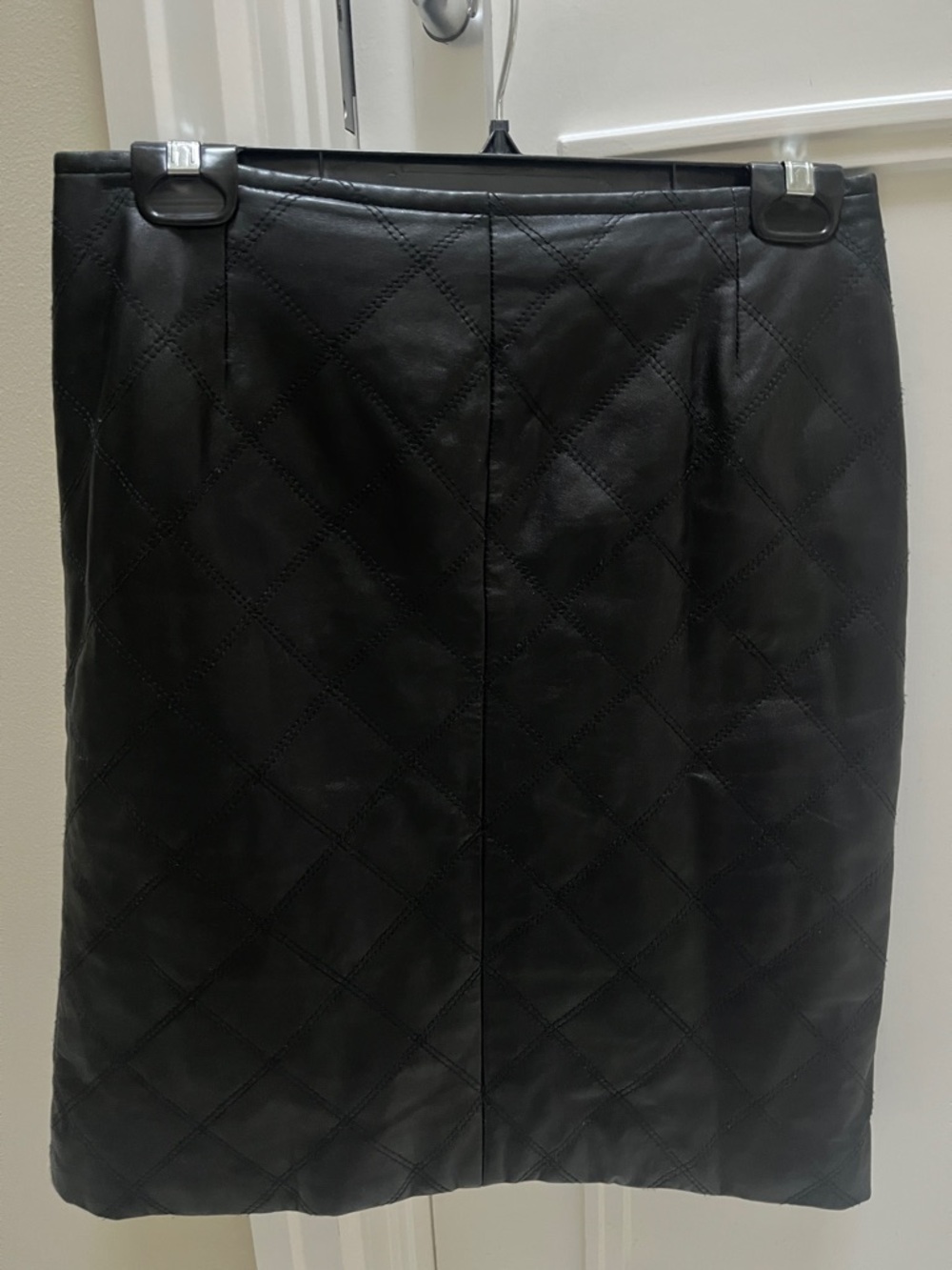 Vintage Dana Buchman Black Quilted Buttery Soft Leather Pencil Skirt Sz 8